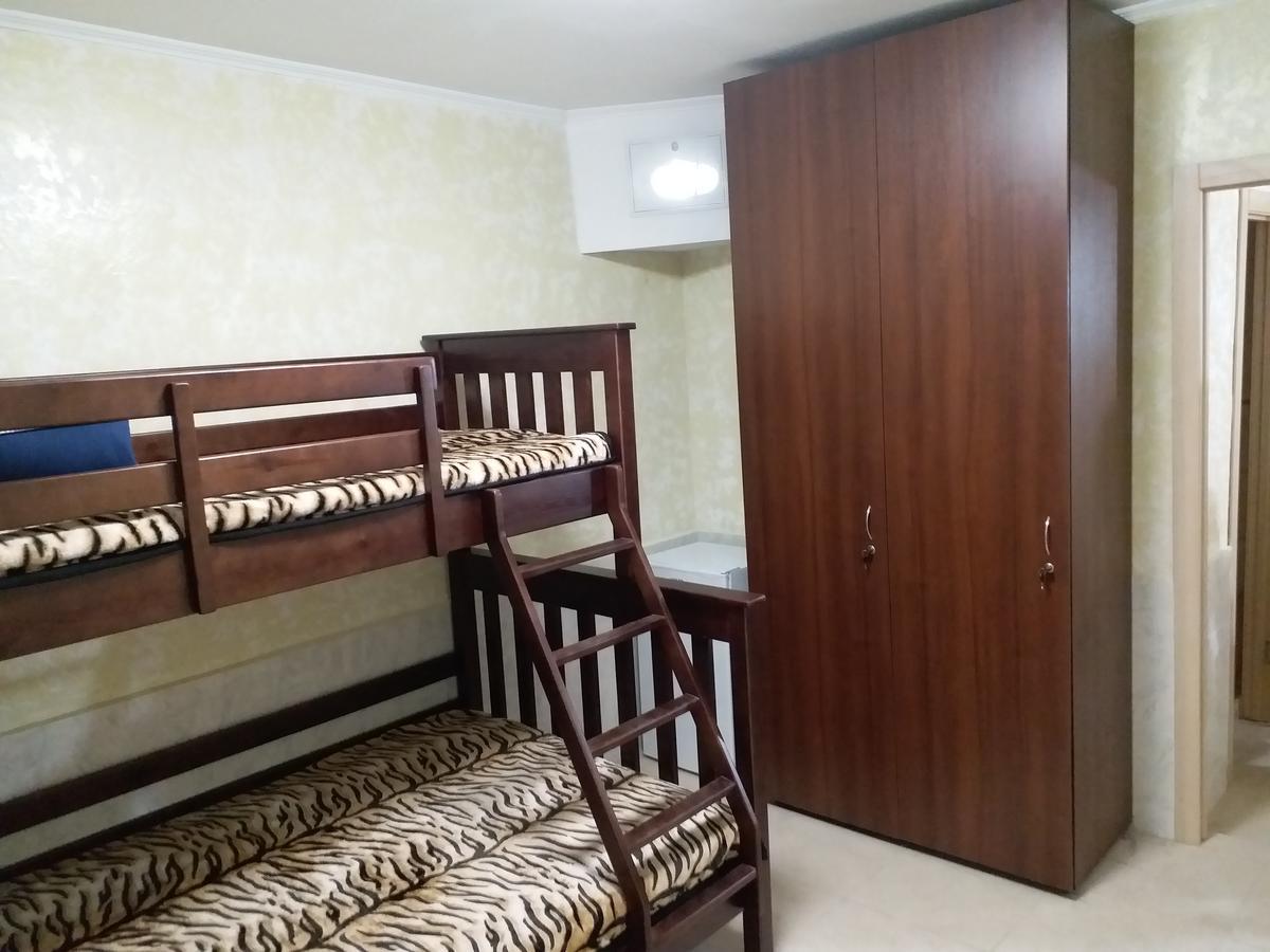 Hostel Nochka Odessa Exterior foto