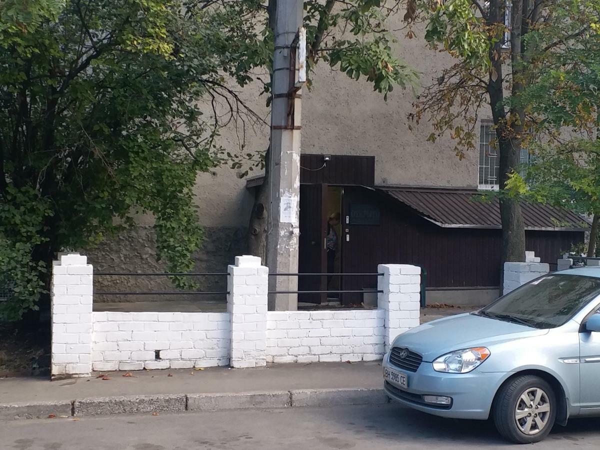 Hostel Nochka Odessa Exterior foto